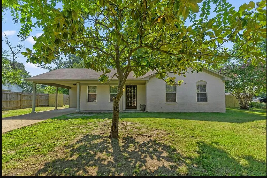 Primary Photo - 509 Parkway Dr