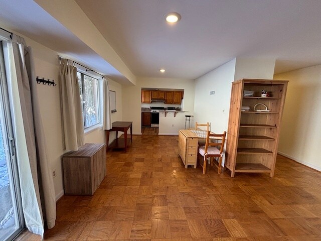 Foto del edificio - 10662 Weymouth St