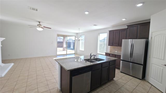 Building Photo - 4822 Westlake Dr