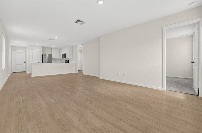 Building Photo - 511 Jones Bch Ln