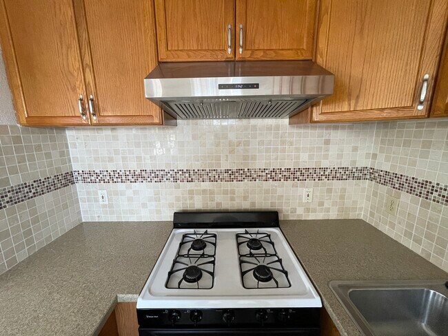 Foto del edificio - 302 Laurel St