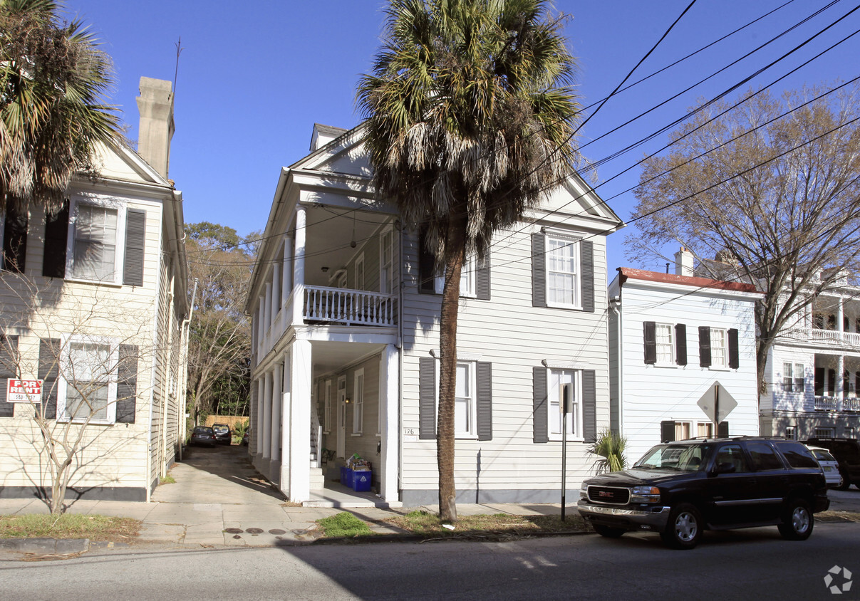 Primary Photo - 176 Wentworth St