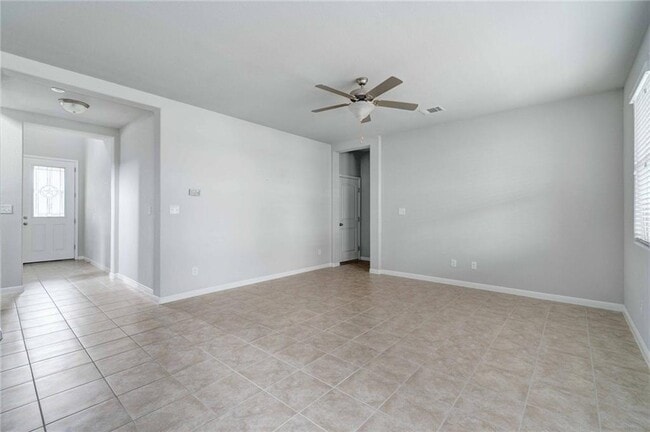 Building Photo - 307 Anacua Loop
