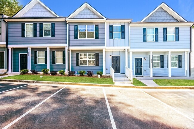Building Photo - 3573 Saratoga Cir