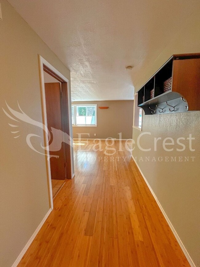 Building Photo - Charming 3-Bedroom Home in College Place, WA