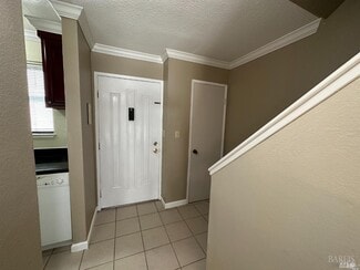 Building Photo - 2161 Northwood Cir