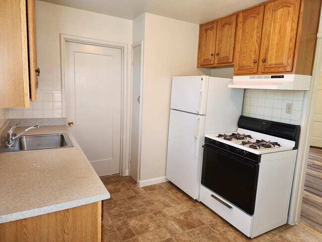 Photo - 3739 Castro Valley Blvd House