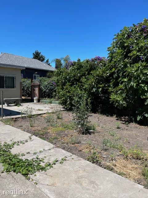 Building Photo - 4 br, 1 bath House - 869 Brockhurst St