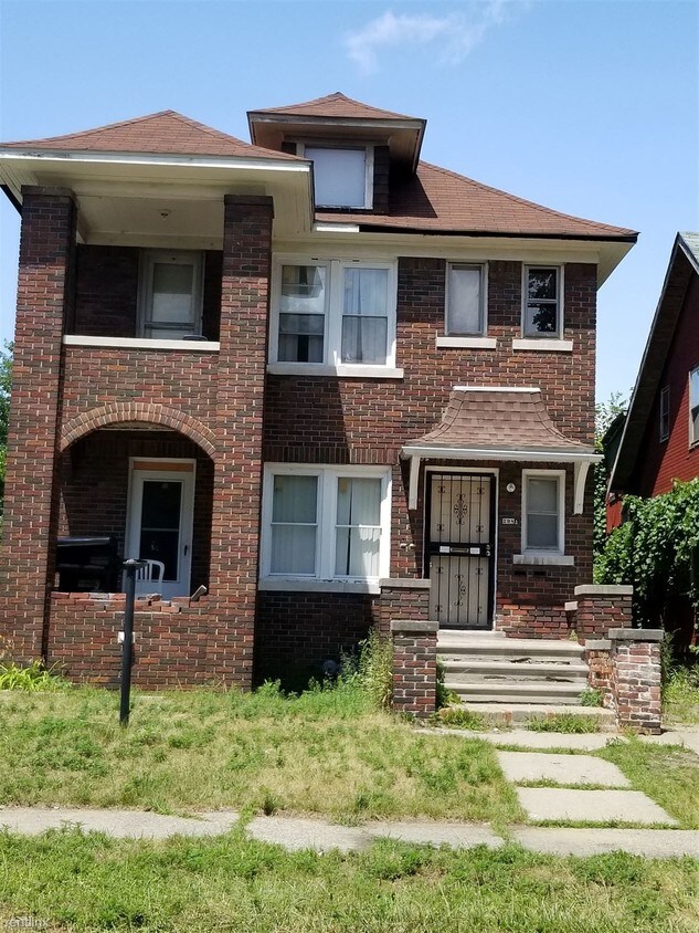 Primary Photo - 4 br, 2 bath House - 2986 Leslie St