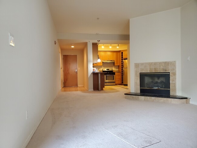 Living/Dining - 4180 Fair Ave