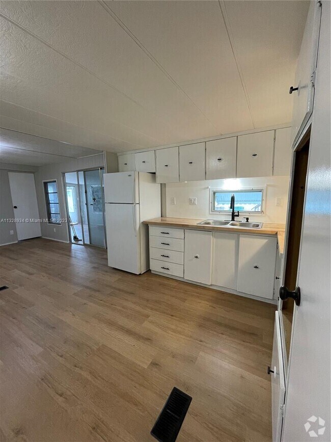 The Village At Harmony Lake Apartments under 2,978 Davie, FL 1