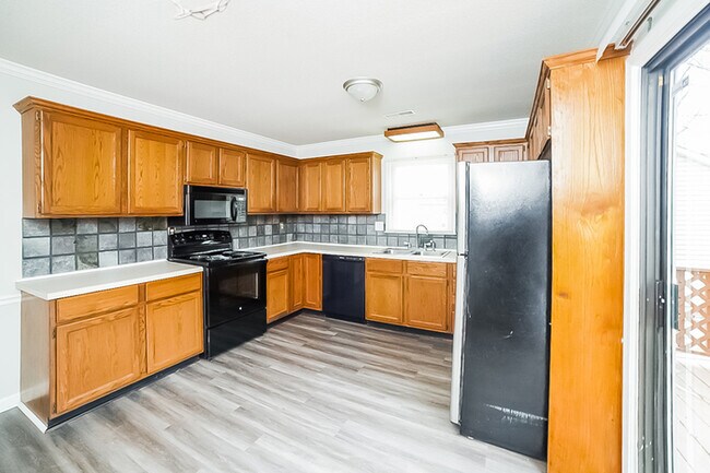 Foto del edificio - 5025 Mereworth Ct
