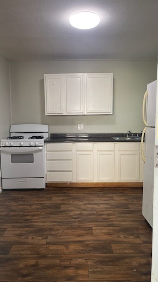 Foto del edificio - 2 bedroom home available- NO HUD!