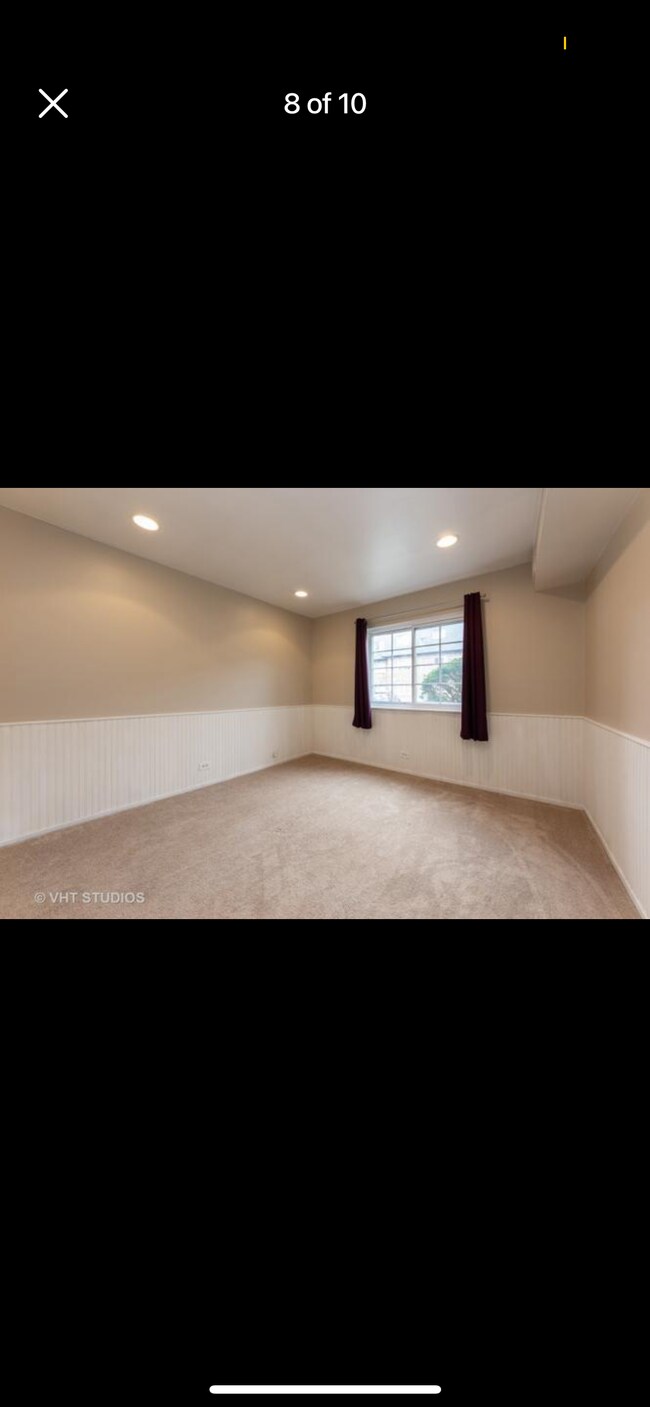 Building Photo - 9397 Bay Colony Dr