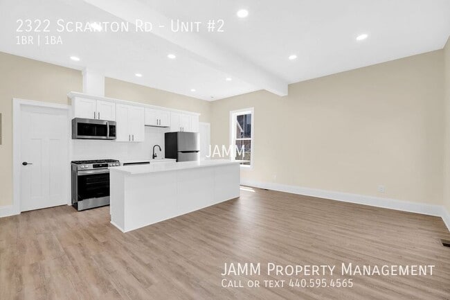 Building Photo - 2322 Scranton Rd
