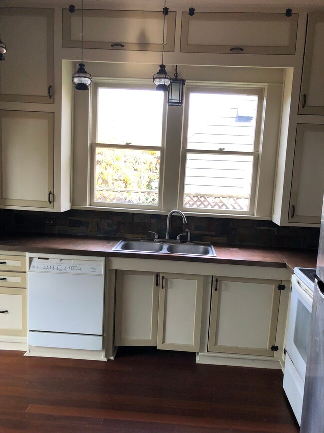 Foto del edificio - 6609 N Omaha Ave