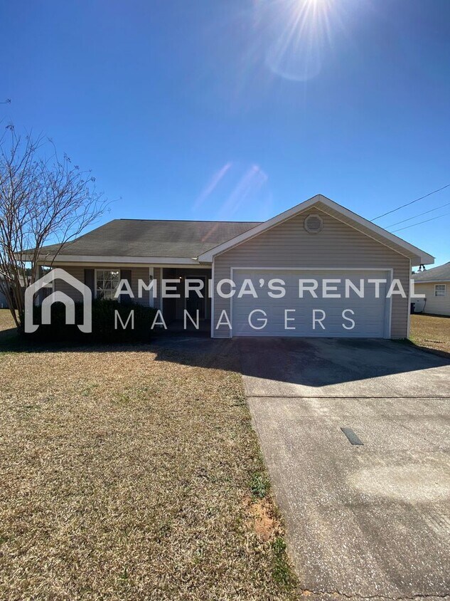 Primary Photo - Home in Vance, AL!! Available to View NOW!