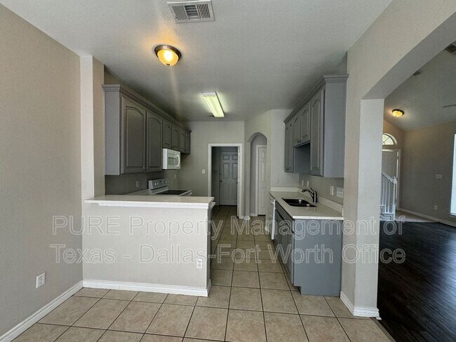 Foto del edificio - 4000 Cottage Park Ct