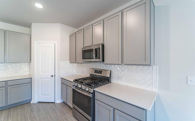 Building Photo - 141 Yellowstone Dr