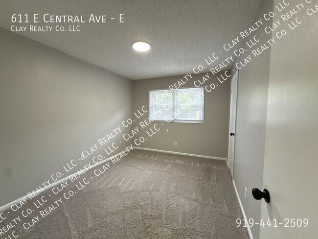 Foto del edificio - 611 E Central Ave