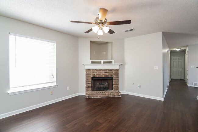 Foto del edificio - 10049 Mill Hill Ave