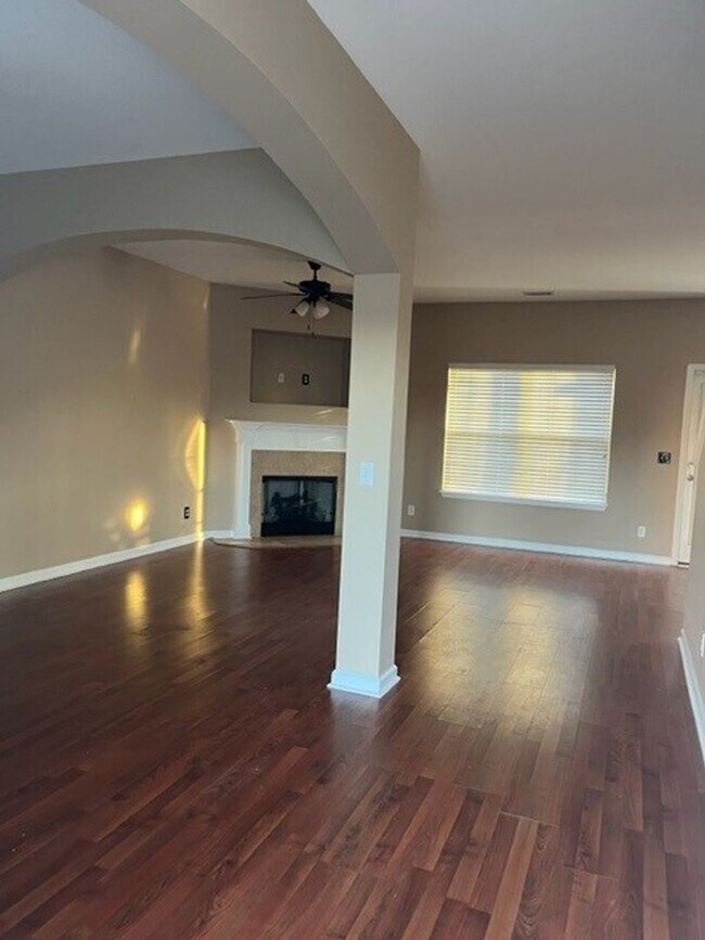 Building Photo - 4 br, 2.5 bath House - 68 Murray Crossing ...
