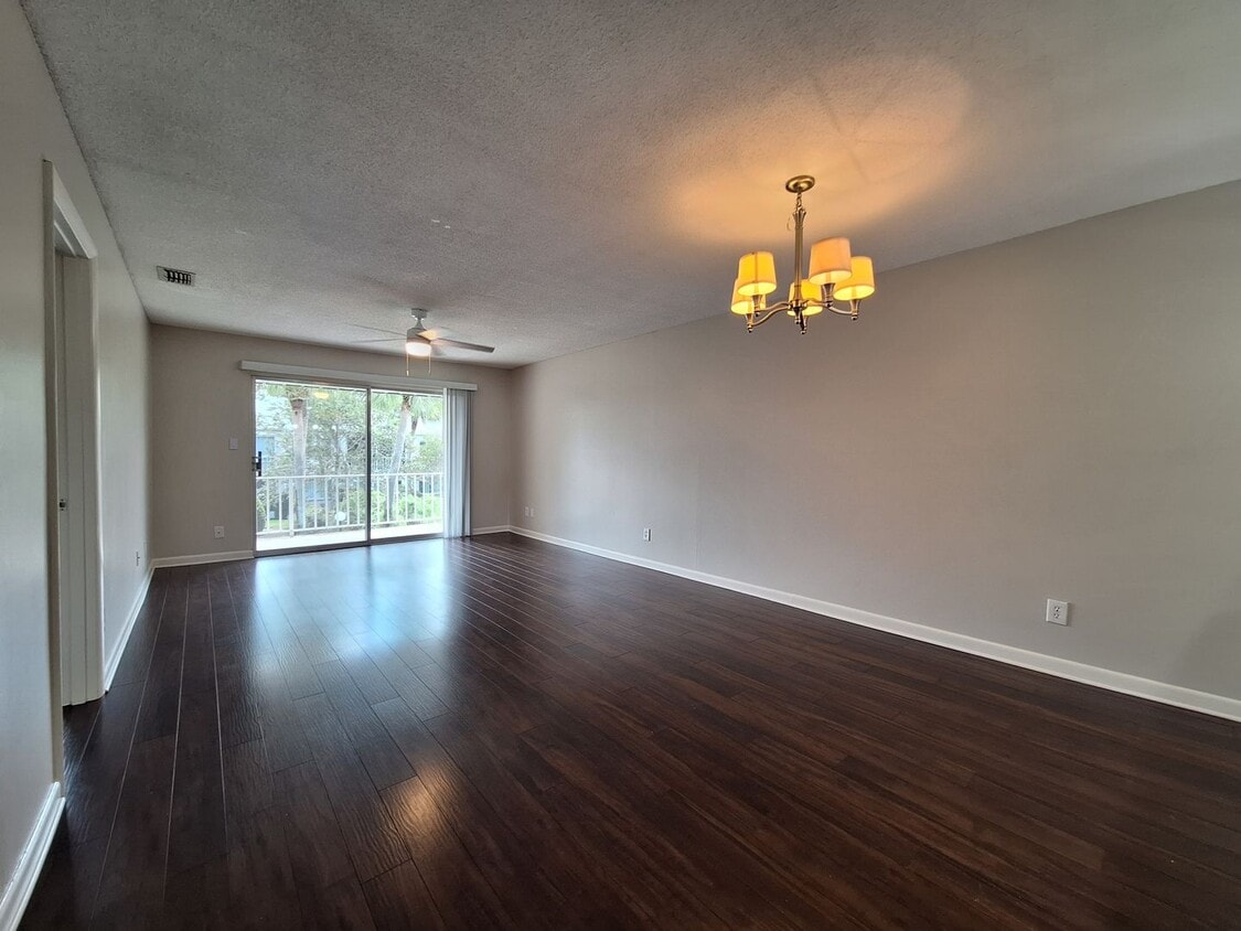 Charming 2-Bedroom Condo in Scenic Winter ... - Charming 2-Bedroom Condo in Scenic Winter ...