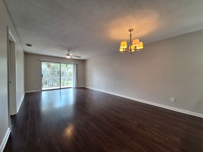 Charming 2-Bedroom Condo in Scenic Winter ... - Charming 2-Bedroom Condo in Scenic Winter ...