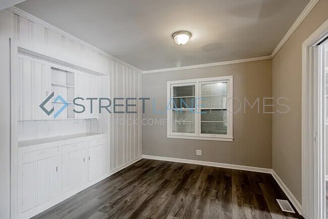 Building Photo - 1160 Lamont St