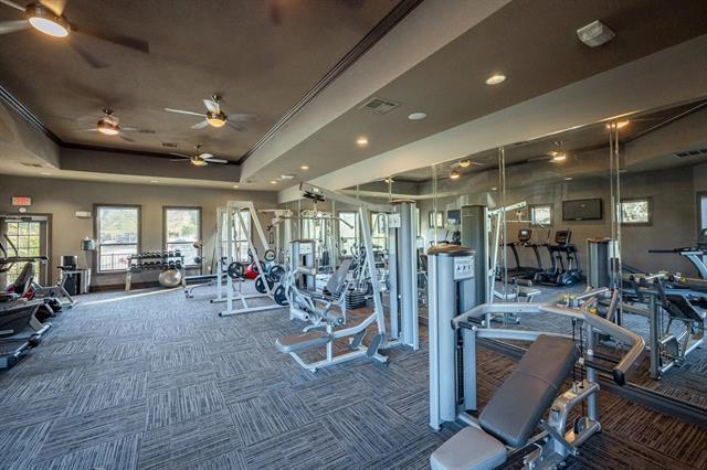 Foto del edificio - 9900 McNeil Dr