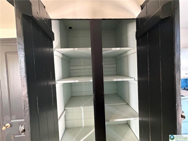 Foto del edificio - 146 W Broad St