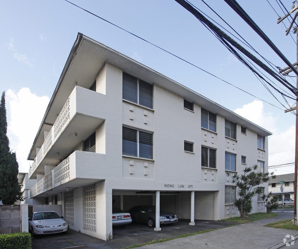 Primary Photo - Wong Lum Apartments