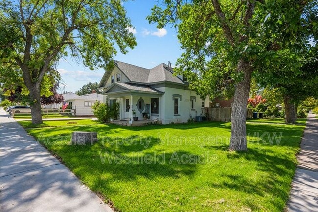 Building Photo - 310 S 200 E