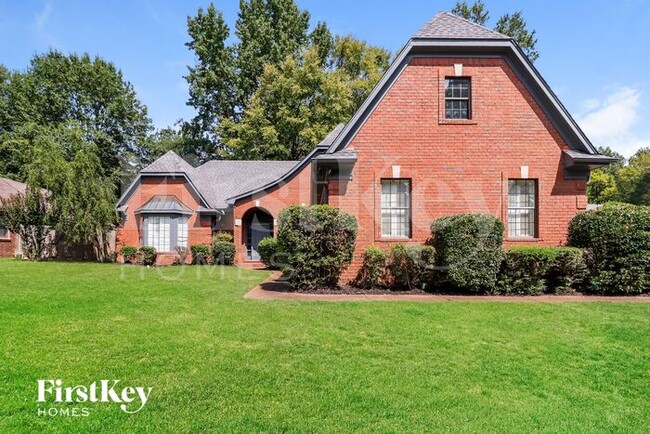 Building Photo - 8410 Walnut Tree Dr