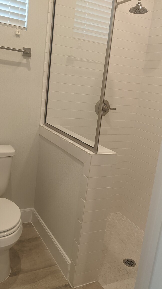 Bathroom - 2816 Grand Fountains Dr