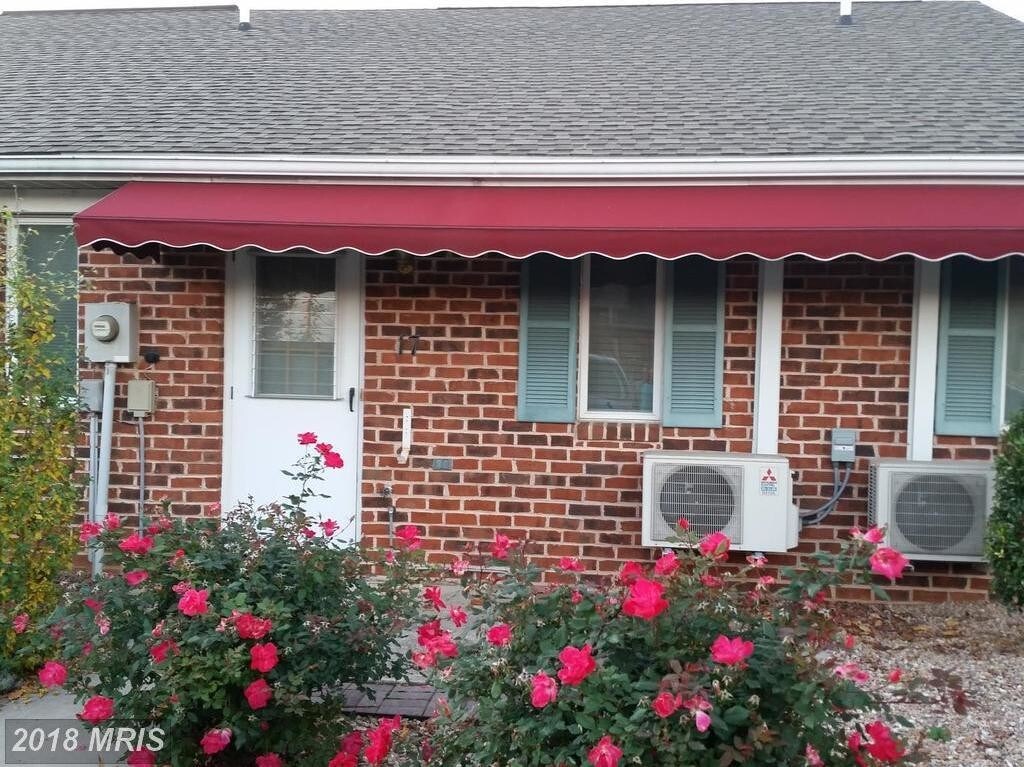 17 Cambridge Ln, Chambersburg, PA 17201 Townhome Rentals in