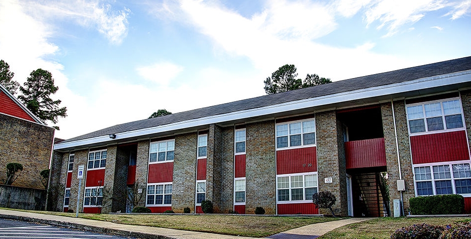 Primary Photo - Woodlands Wake Village