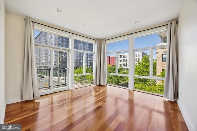 Photo - 601 N 2nd St Apartment