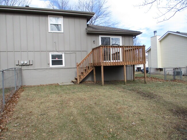 Foto del edificio - 1315 E 152nd Ter