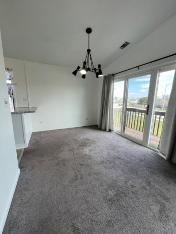 Foto del edificio - 5820 Wilshire Ct