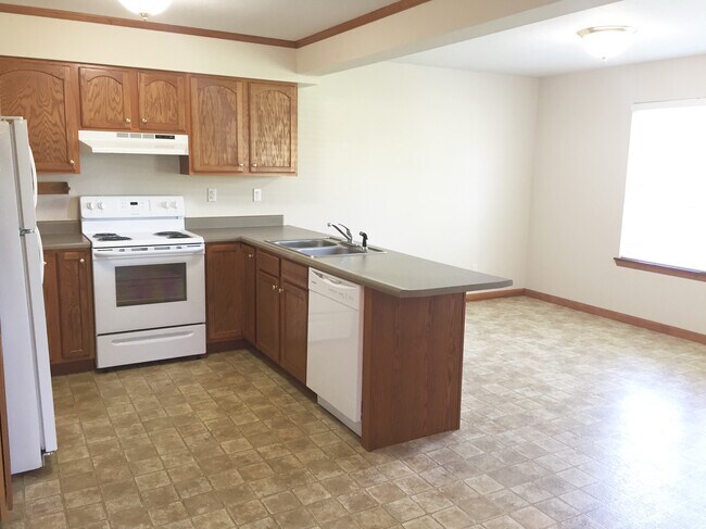 Building Photo - 4486 Picadilly Cir