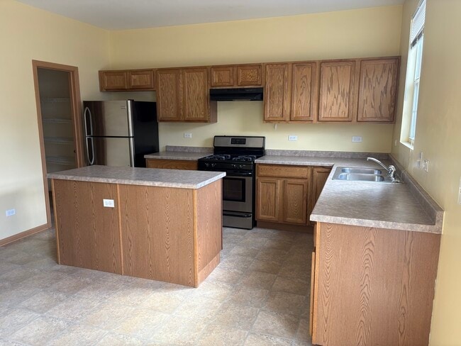 Foto del edificio - 250 S Alder Creek Dr