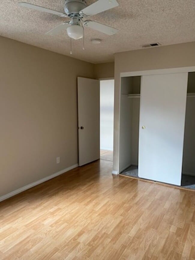 Foto del edificio - Beautiful 2 Bed 2 Bath condo in Pomona