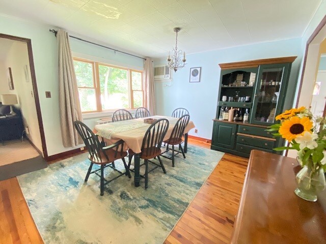 Primary Photo - 2 Waywood Pl