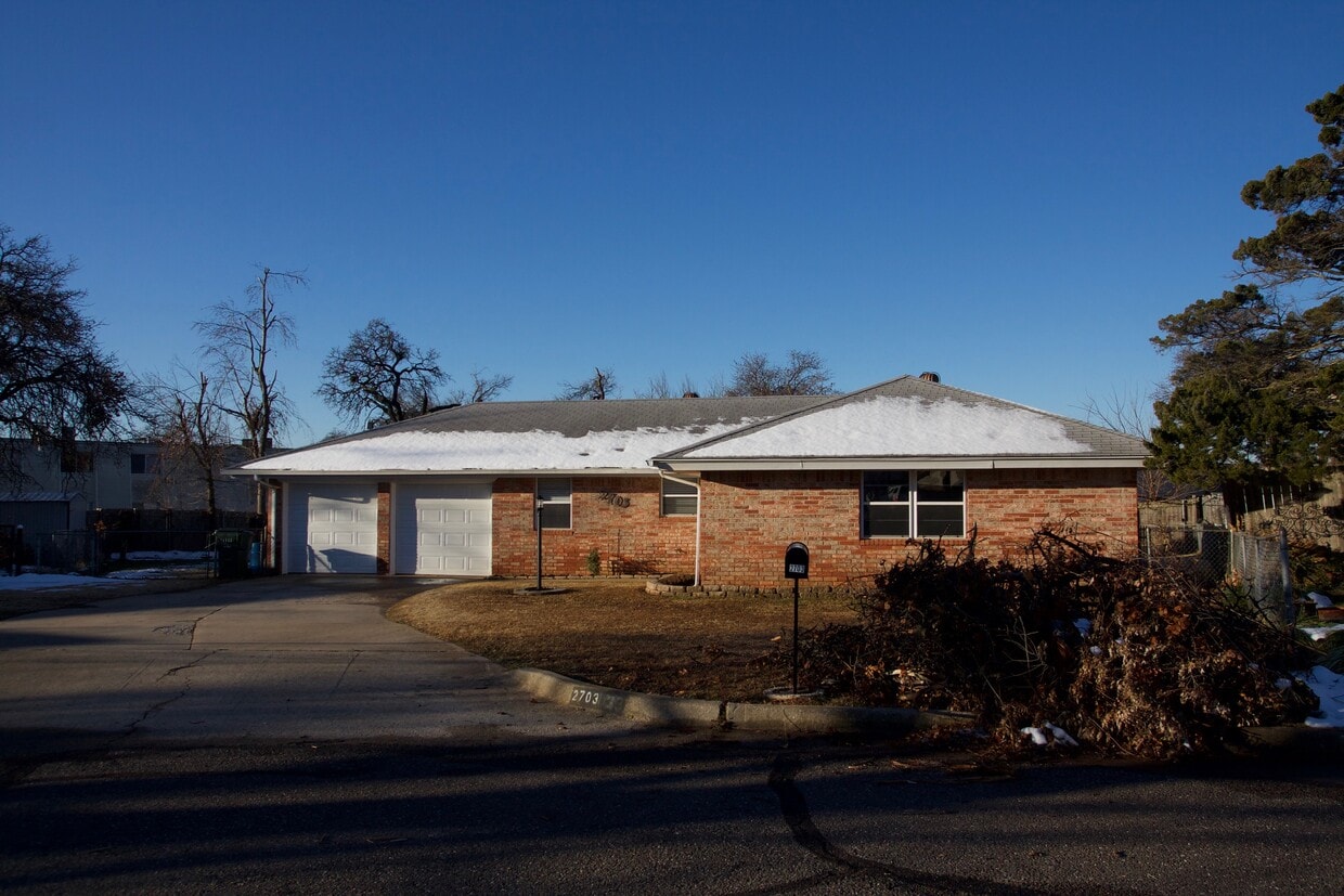 Photo - 2703 Del Casa Cir (Midwest City, OK)
