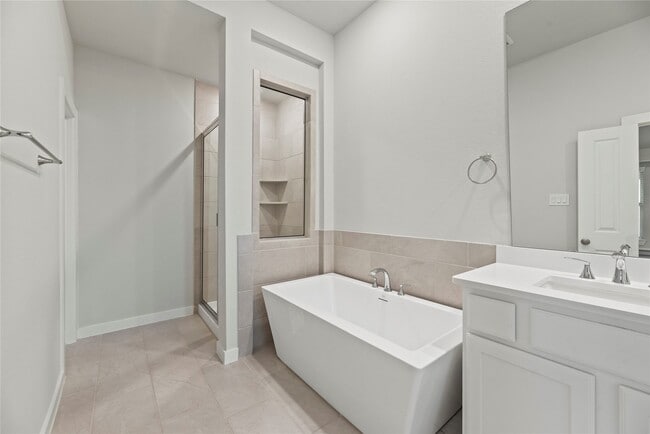 Building Photo - 16647 Bristol Steel Ln