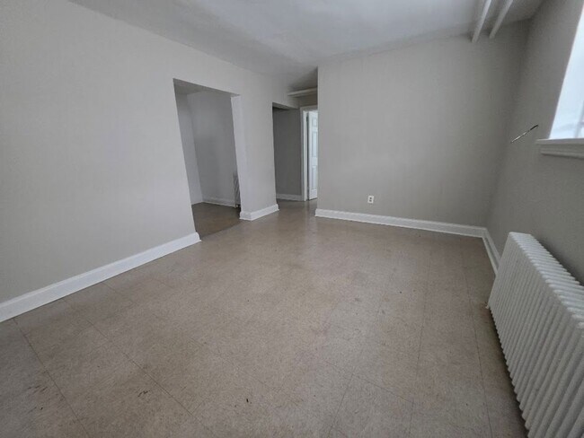 Foto del edificio - 3304.5 E Capitol St SE