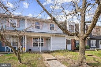 Building Photo - 63 Villanova Ct