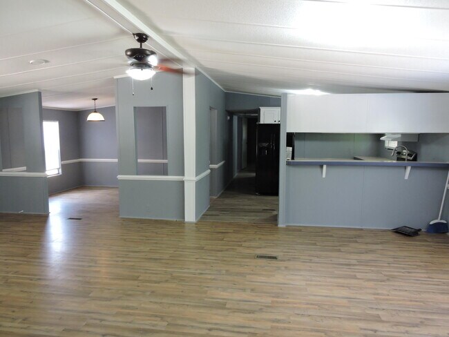Foto del edificio - 5214 Keyser Mill Rd