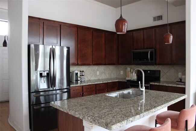 Foto del edificio - 4402 Lillian St